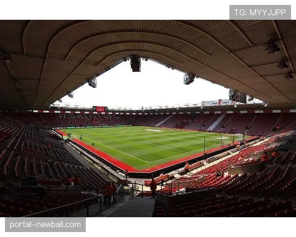 从保级到中游：深度解析水晶宫如何通过提升反击效率实现战绩飞跃